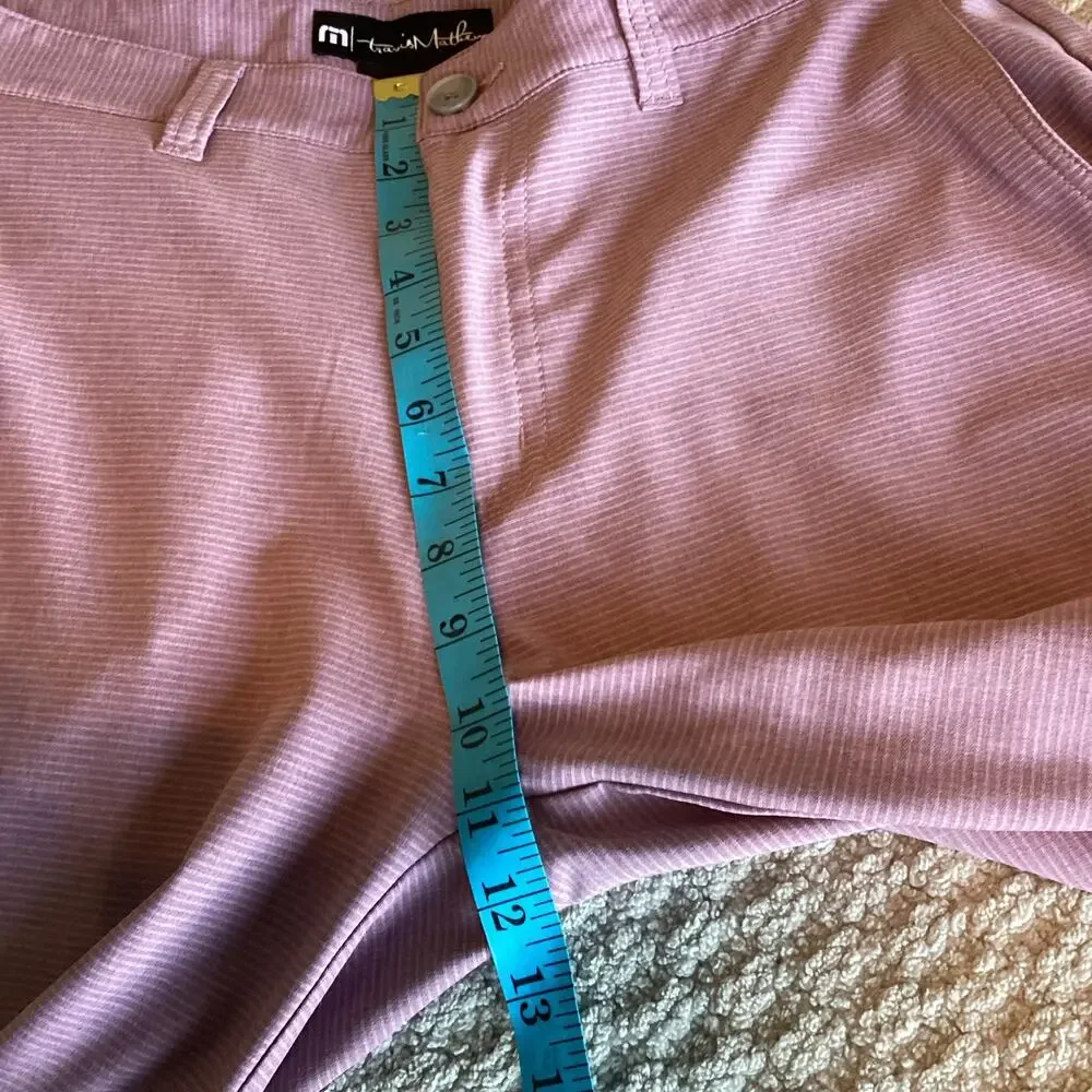 TravisMatthew Soft Pink Stripe Golf Shorts Men's Size 34 performance stretch
